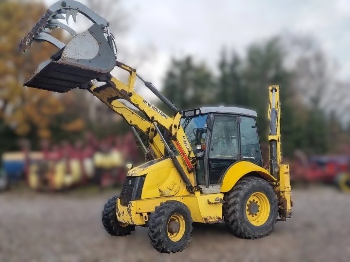 New Holland B 110 – 2011