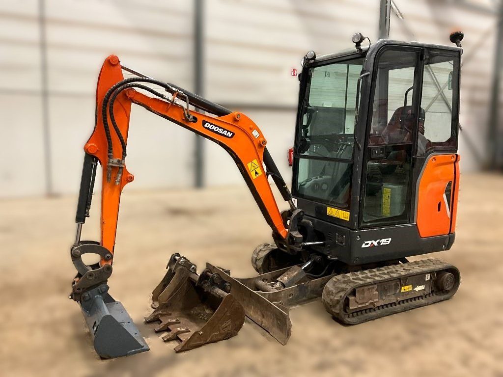 Doosan DX19 – 2020